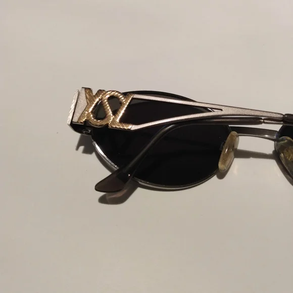 Yves Saint Laurent 1990 Women's Vintage Sunglasses - Picture 6 of 16